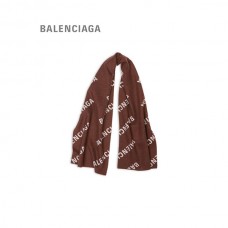 imitação fornecedor Balenciaga Cachecol Macro com logo em marrom