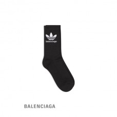 Compre falsa Balenciaga Meias Masculinas/Adidas em Preto