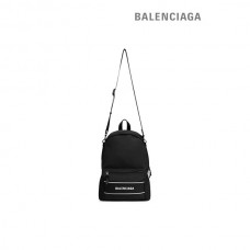 falsa Loja da Balenciaga Mochila esportiva masculina crossbody em preto/branco