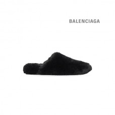 réplica Preços baixos Balenciaga Mule de pelúcia masculino em preto