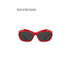 imitação vendas Balenciaga Óculos de sol retangulares Spike em vermelho