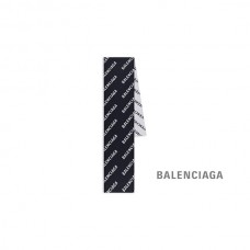 imitação compras da Balenciaga Cachecol Feminino Allover Logo em Preto