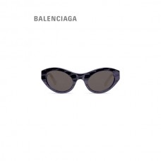 barato Loja da Balenciaga Óculos de sol feminino redondo monograma Bb em preto