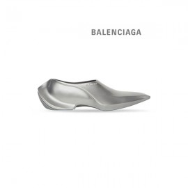 Preços baixos online Balenciaga Sapato espacial masculino em prata