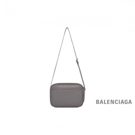 envio grátis Loja da Balenciaga Bolsa para câmera feminina Everyday 2.0 média em cinza escuro