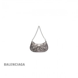 Compre imitação Balenciaga Mini Bolsa Feminina Le Cagole com Corrente Metalizada em Prata